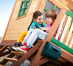 Annsicht der Treppe AXI Baumhaus Kinderspielhaus Stelzenhaus