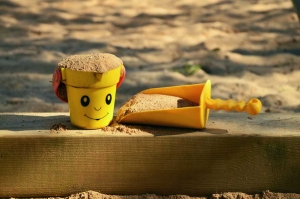 Braucht man am Sandkasten ein Dach