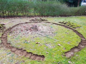 Vorbereitungen Aufbau Gartentrampolin